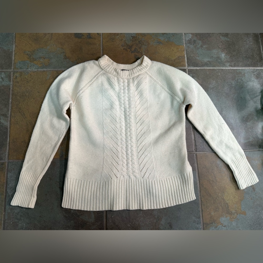 J. Crew 100% Wool Cable Knit Sweater Off White Ivory Crew Size S